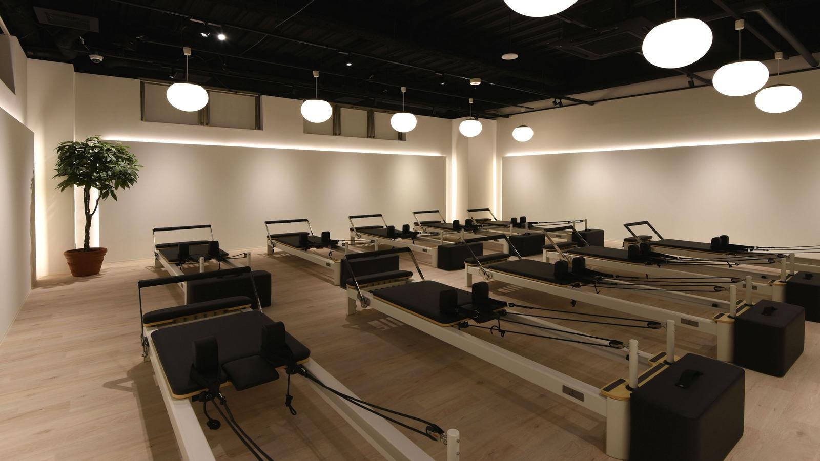 全国初の「BOOK ＆ CAFE」「SHARE LOUNGE」「TSUTAYA Conditioning」複合店舗『TSUTAYA BOOKSTORE 香里園』の説明画像です