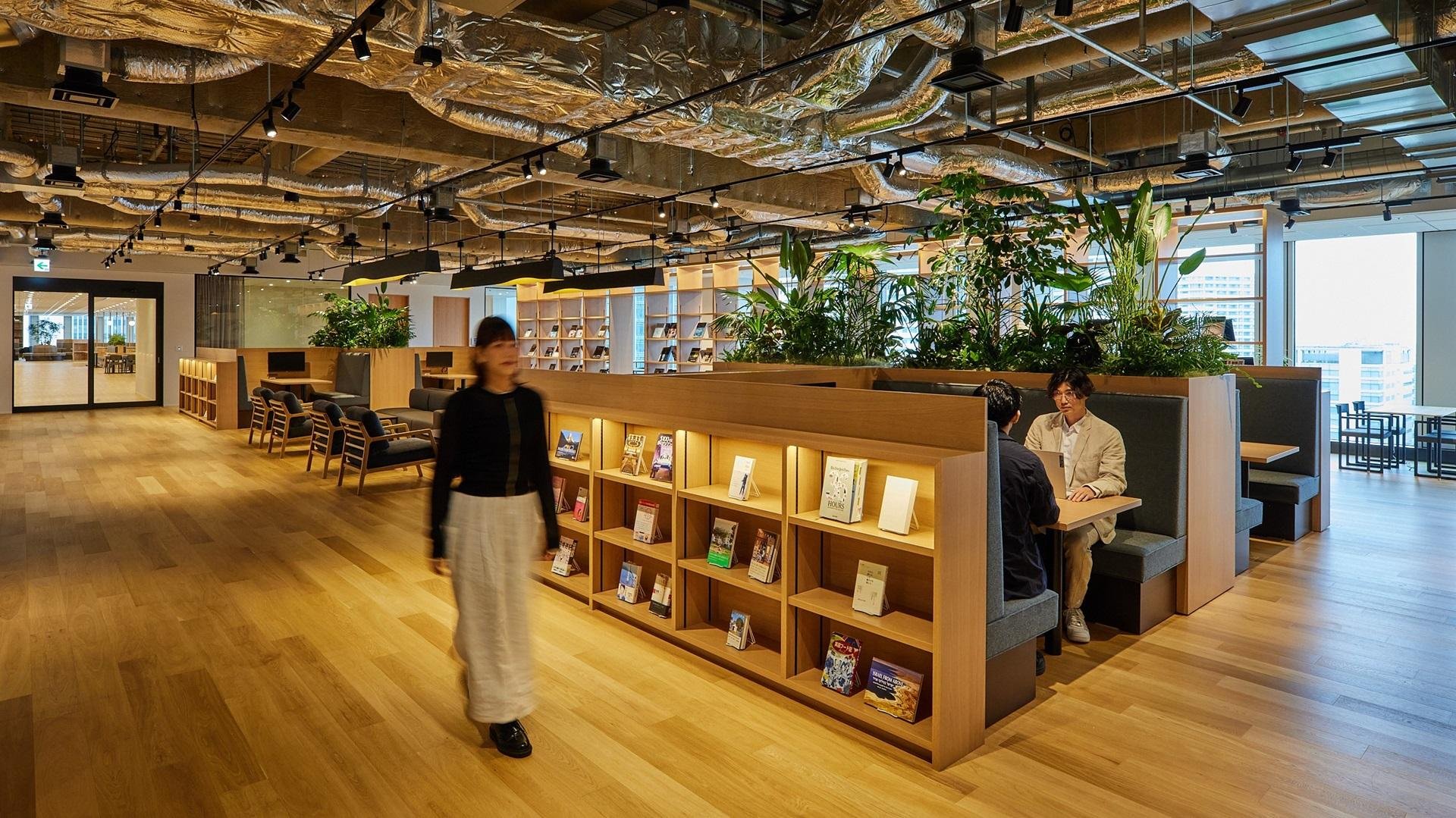 働き方をデザインする──「ABW」の考え方をもとにした、新オフィスの挑戦の説明画像です。