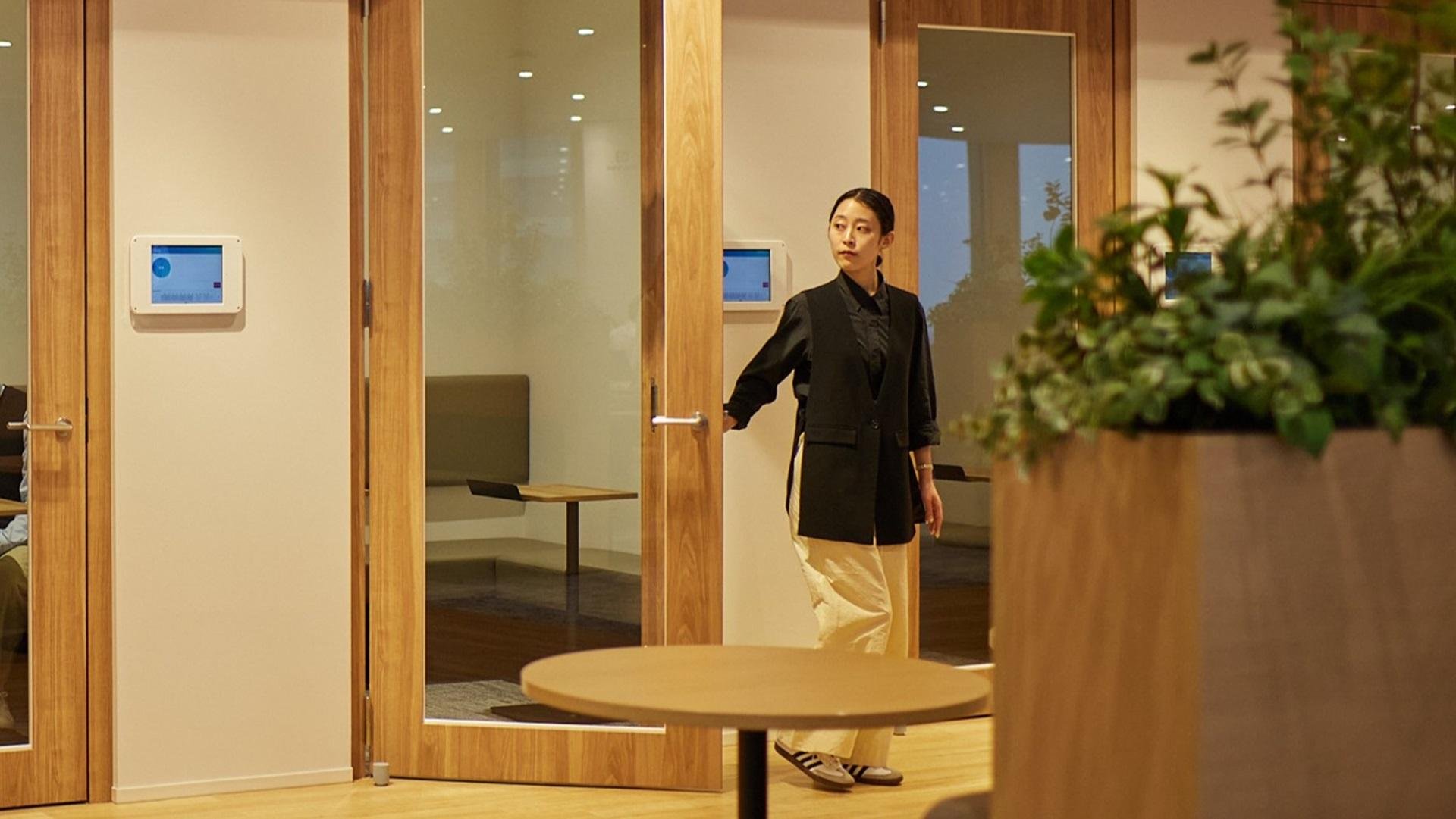 働き方をデザインする──「ABW」の考え方をもとにした、新オフィスの挑戦の説明画像です。