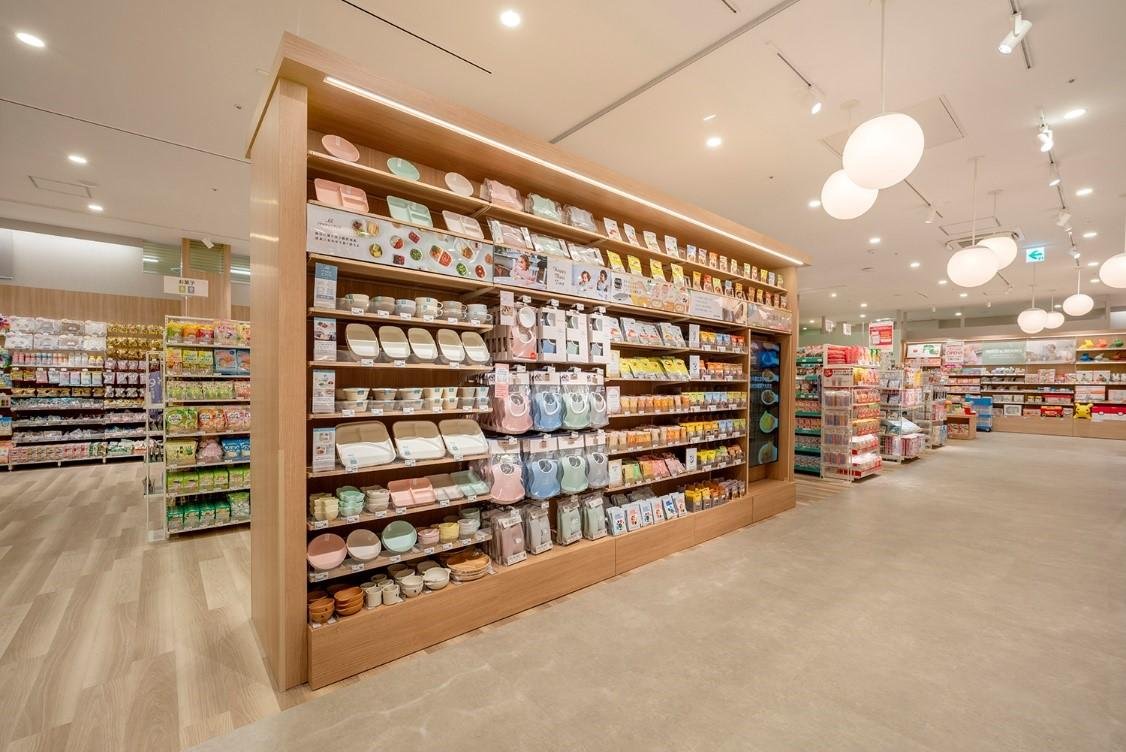 「売上向上！共創による情緒的価値を体現した店づくり「アカチャンホンポ」」の説明画像です