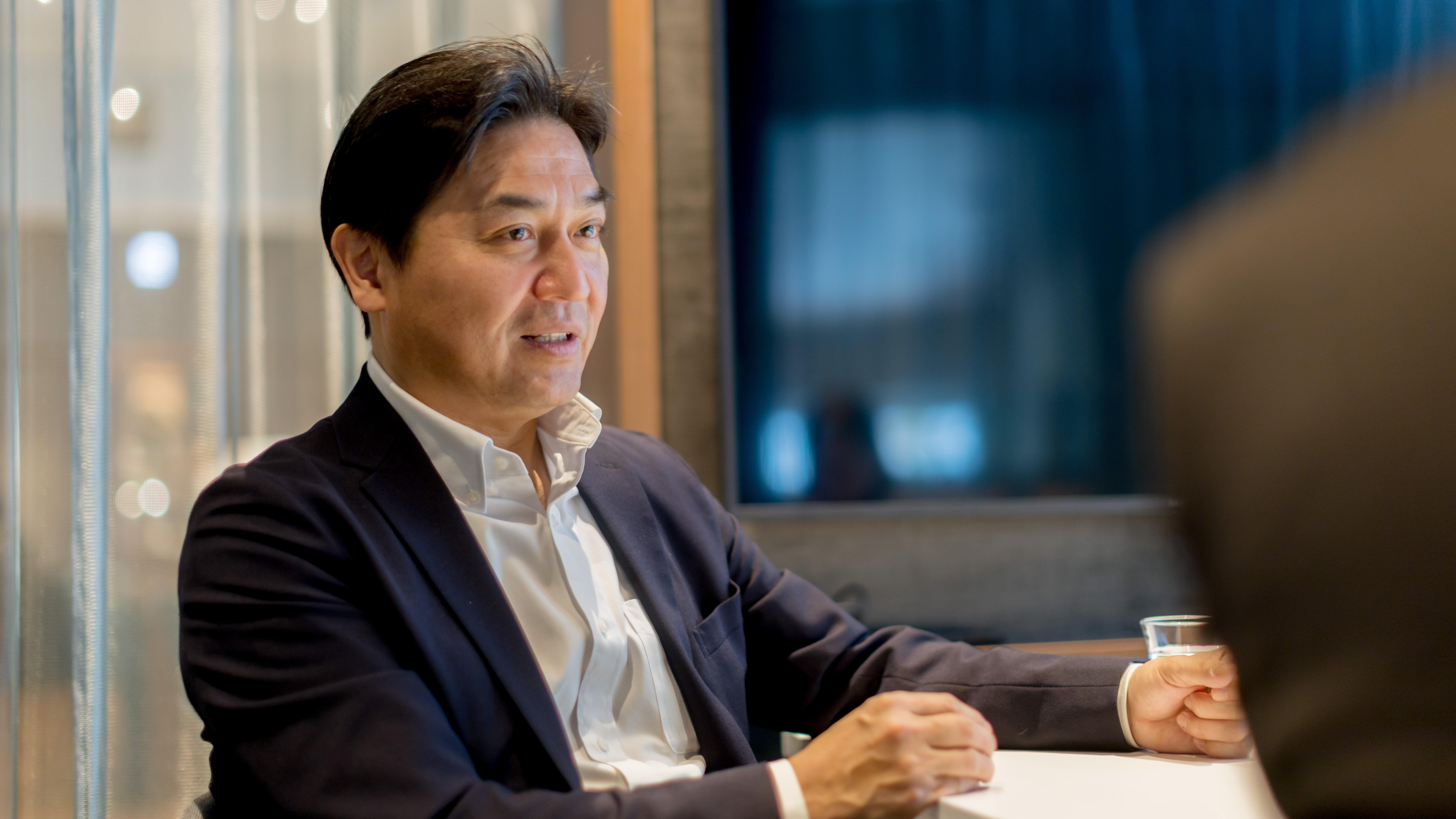 「三井住友銀行(インタビュー当時)の泉純氏」の写真